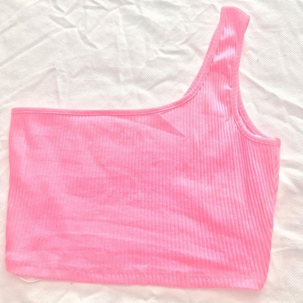Shein Pink Tank - Picture 1 of 2